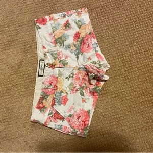 Flower Abercrombie shorts
